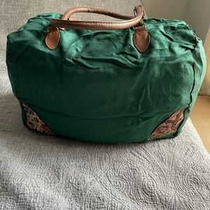 Retro weekender bag